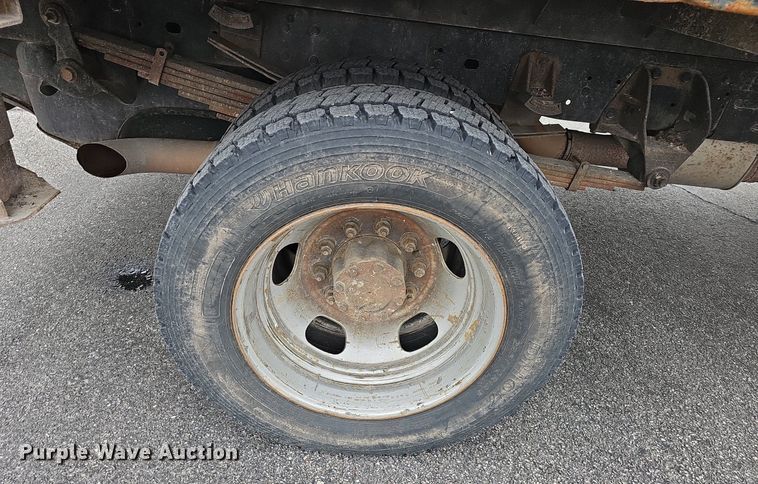 image for item EJ6087 2008 Dodge Ram 4500 flatbed truck