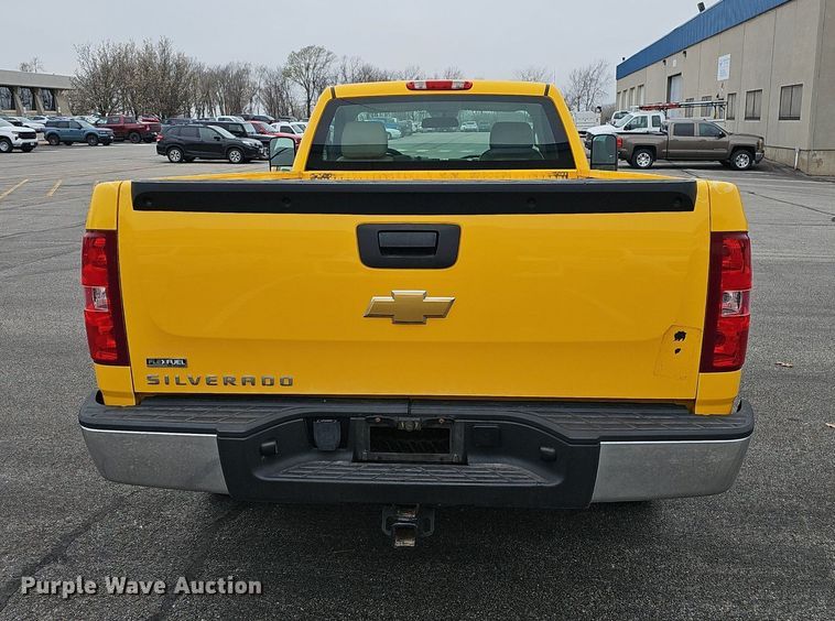 image for item EJ6088 2007 Chevrolet Silverado 1500 pickup truck