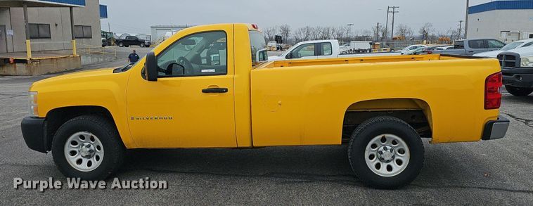 image for item EJ6088 2007 Chevrolet Silverado 1500 pickup truck