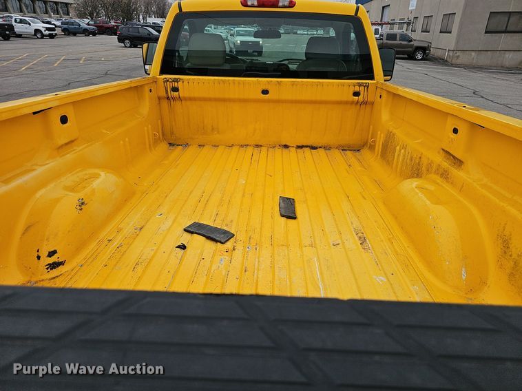 image for item EJ6088 2007 Chevrolet Silverado 1500 pickup truck