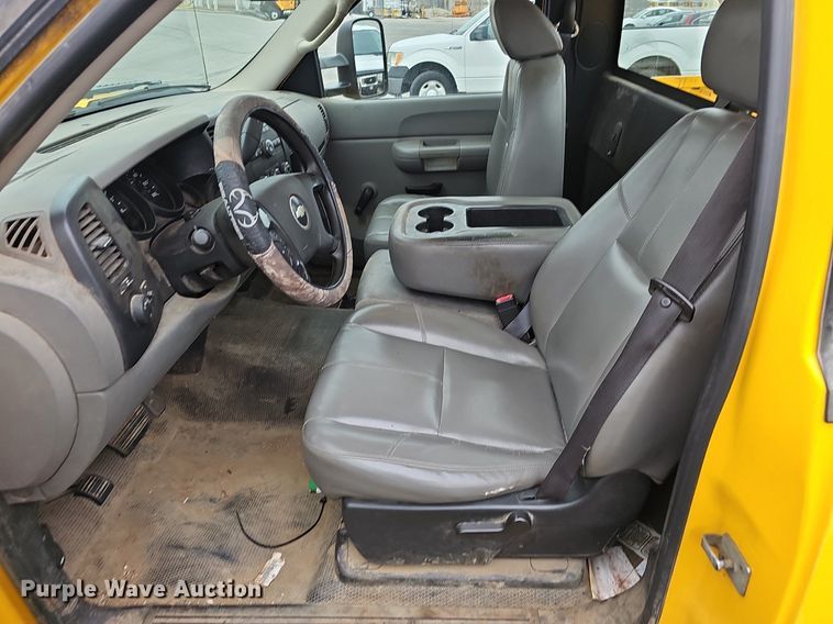 image for item EJ6088 2007 Chevrolet Silverado 1500 pickup truck