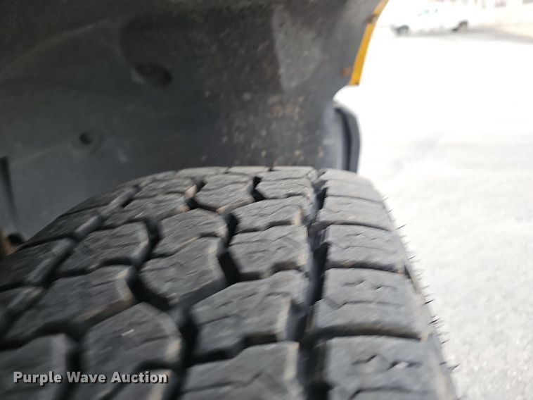 image for item EJ6088 2007 Chevrolet Silverado 1500 pickup truck