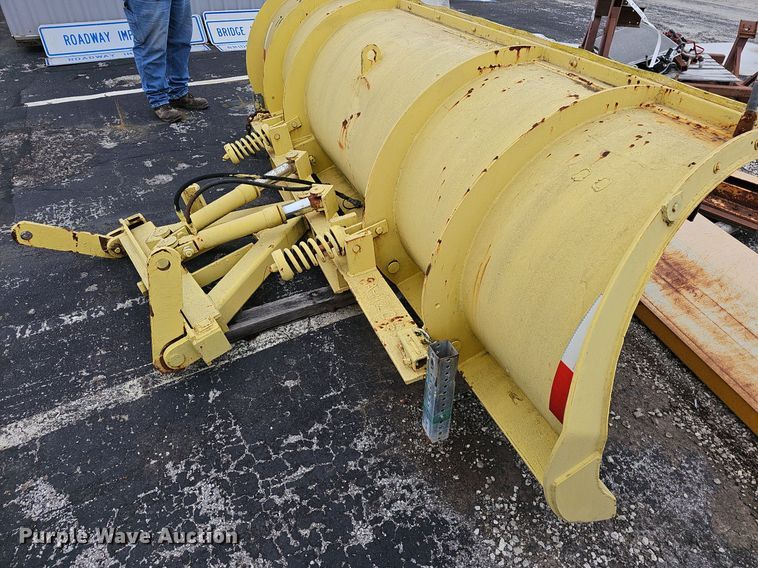 image for item EJ6090 11' W snow plow 