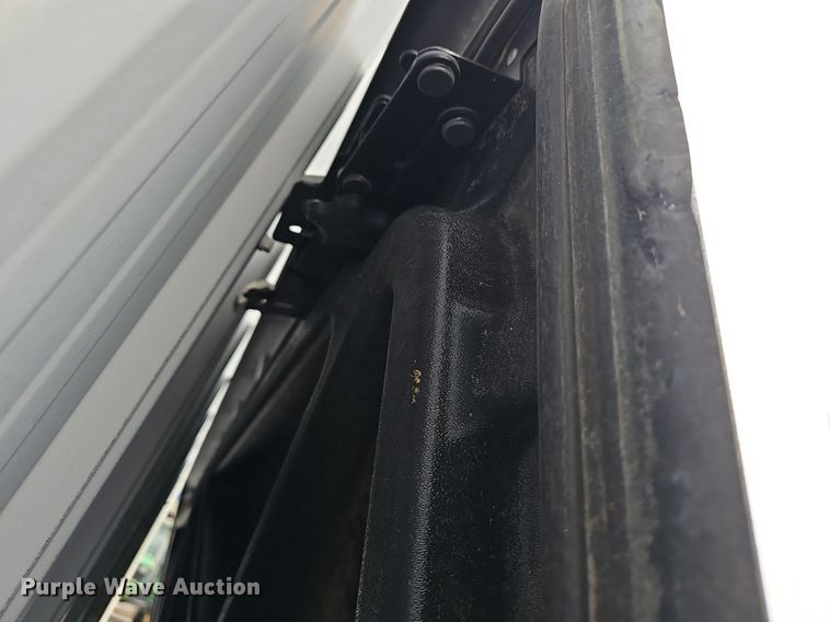 image for item EJ6093 Undercover  752038 bed cover