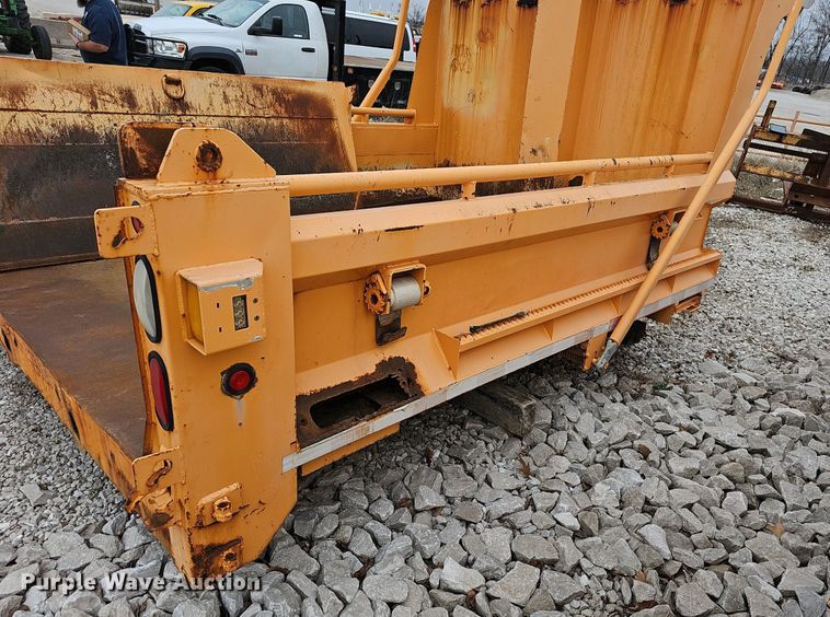 image for item EJ6096 Wheeler dump bed 