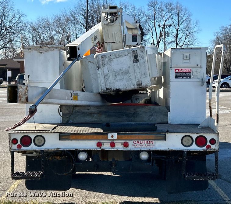 image for item EK4147 1999 Ford F550 bucket truck