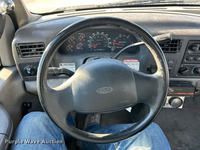 image for item EK4147 1999 Ford F550 bucket truck