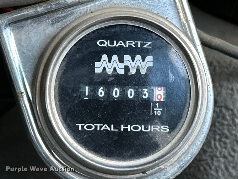 image for item EK4147 1999 Ford F550 bucket truck