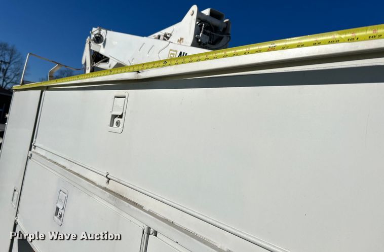 image for item EK4147 1999 Ford F550 bucket truck