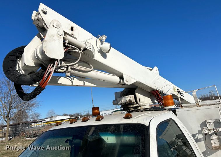 image for item EK4147 1999 Ford F550 bucket truck