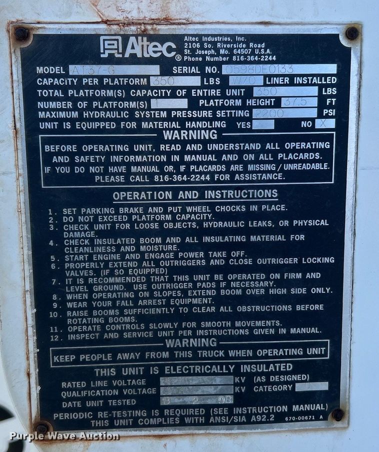 image for item EK4147 1999 Ford F550 bucket truck