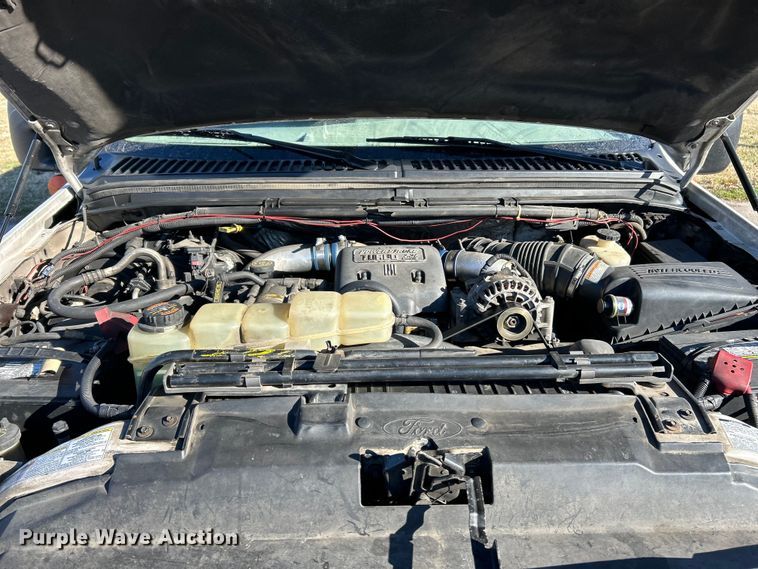 image for item EK4147 1999 Ford F550 bucket truck