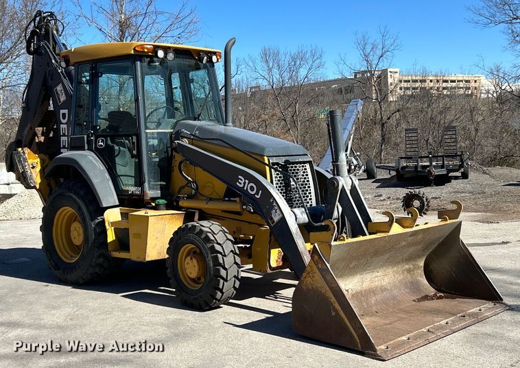image for item EK4148 2011 John Deere  310J backhoe