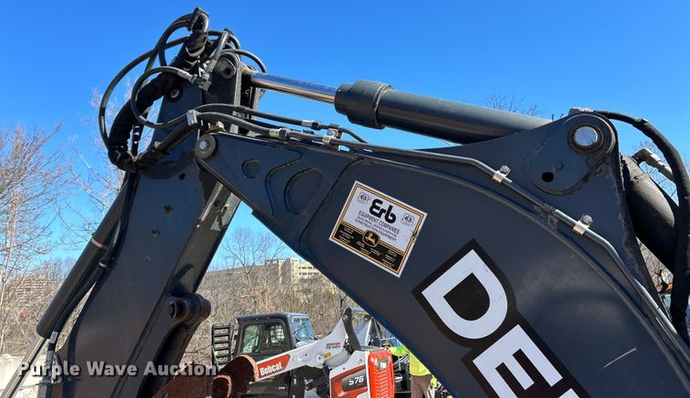 image for item EK4148 2011 John Deere  310J backhoe