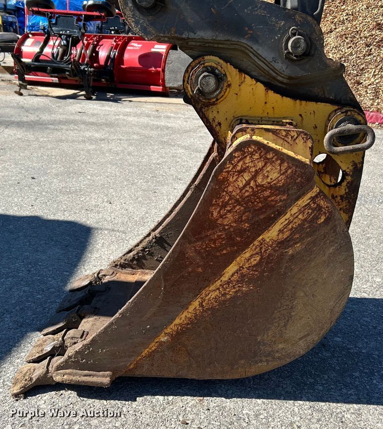 image for item EK4148 2011 John Deere  310J backhoe