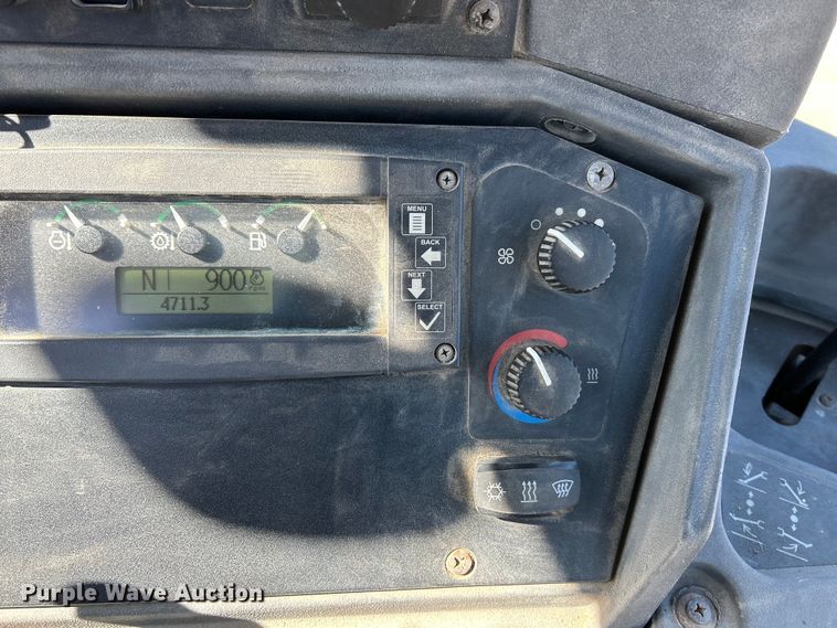 image for item EK4148 2011 John Deere  310J backhoe