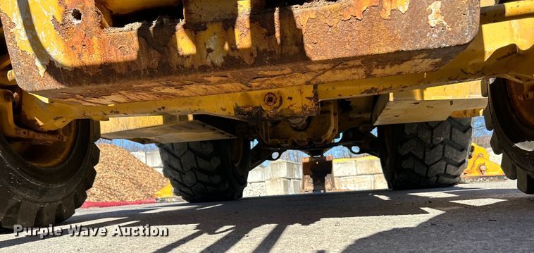 image for item EK4148 2011 John Deere  310J backhoe