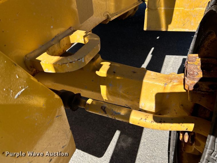 image for item EK4148 2011 John Deere  310J backhoe