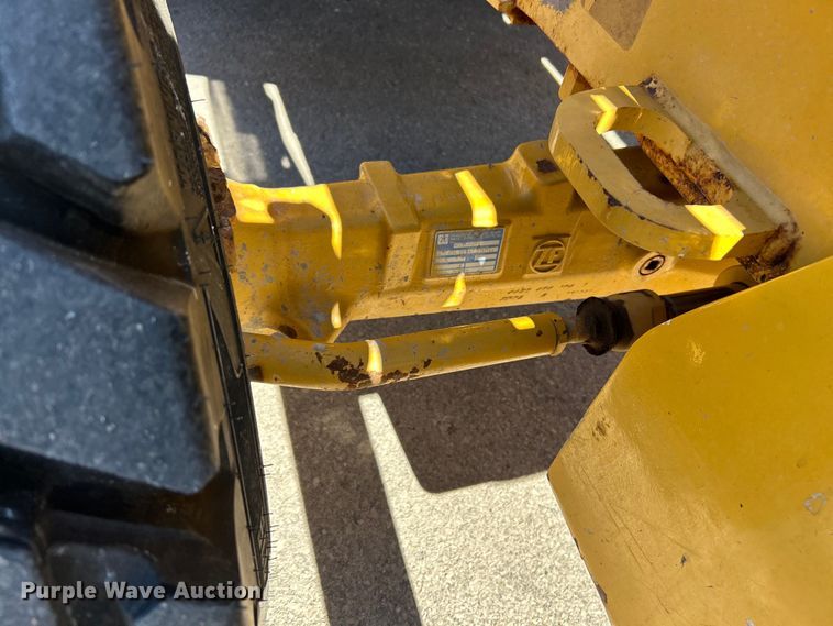 image for item EK4148 2011 John Deere  310J backhoe