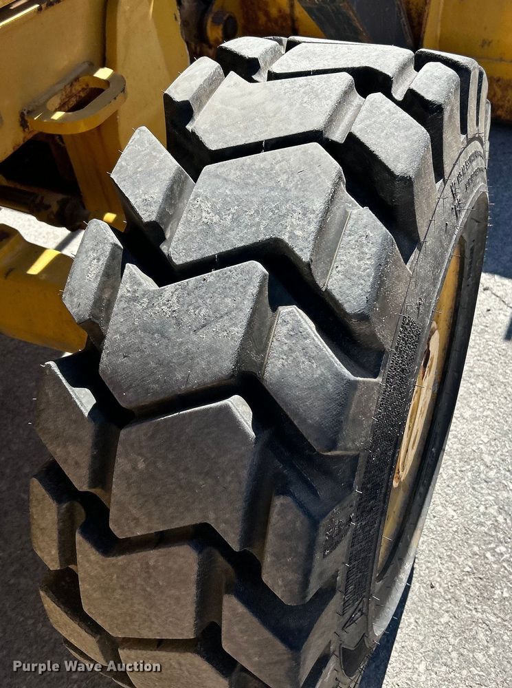 image for item EK4148 2011 John Deere  310J backhoe