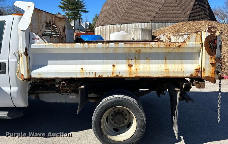 image for item EK4149 2014 Ford F550 Super Duty XL dump truck