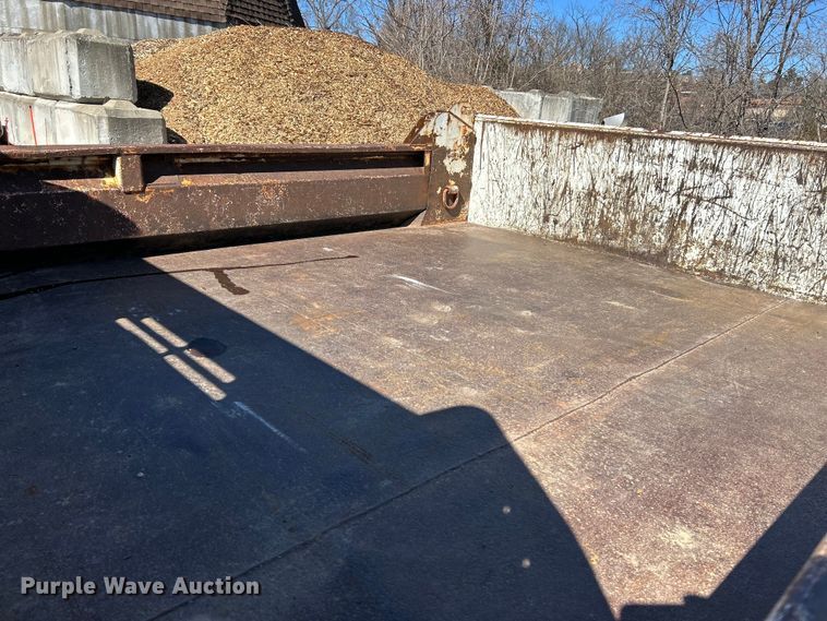 image for item EK4149 2014 Ford F550 Super Duty XL dump truck