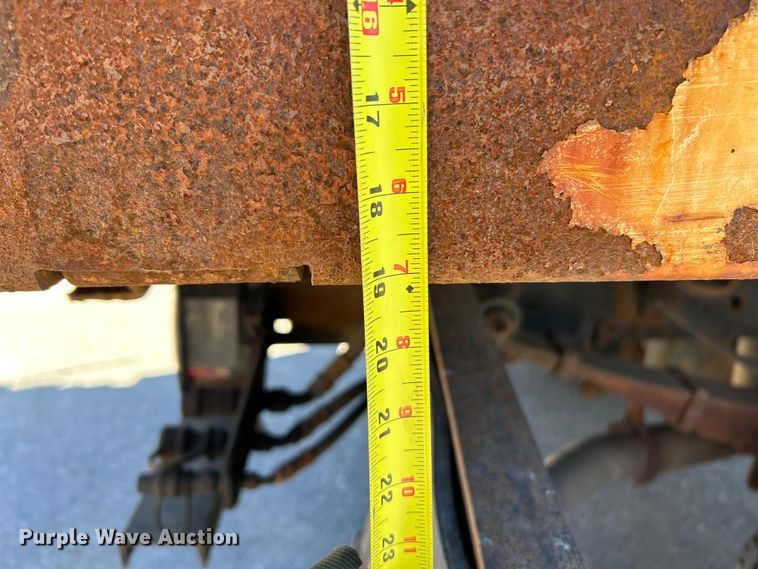 image for item EK4149 2014 Ford F550 Super Duty XL dump truck