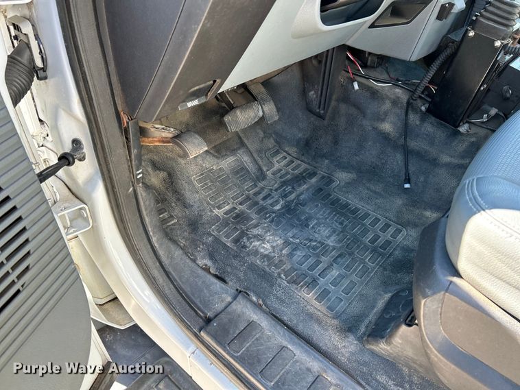 image for item EK4149 2014 Ford F550 Super Duty XL dump truck