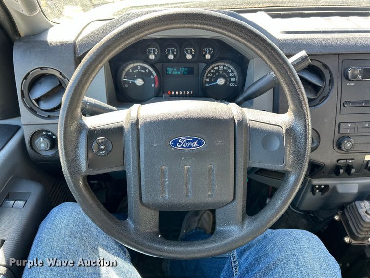 image for item EK4149 2014 Ford F550 Super Duty XL dump truck