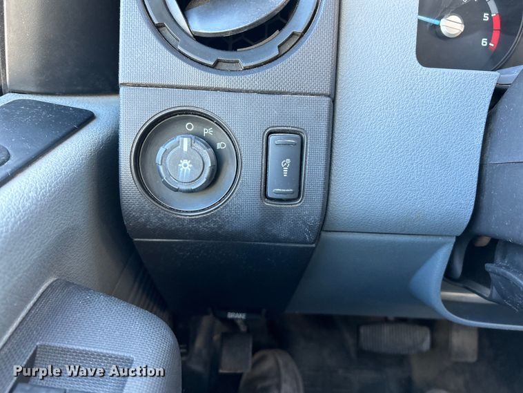 image for item EK4149 2014 Ford F550 Super Duty XL dump truck