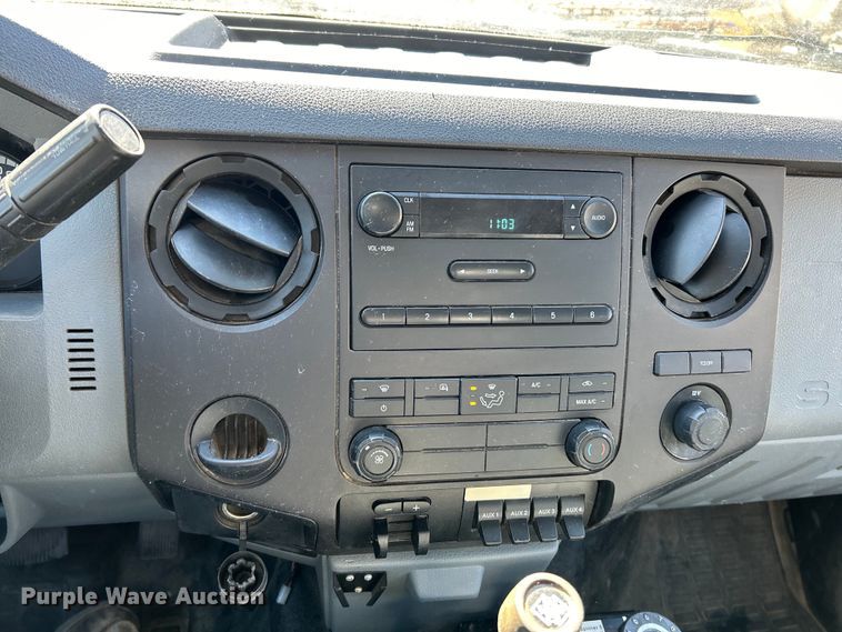 image for item EK4149 2014 Ford F550 Super Duty XL dump truck