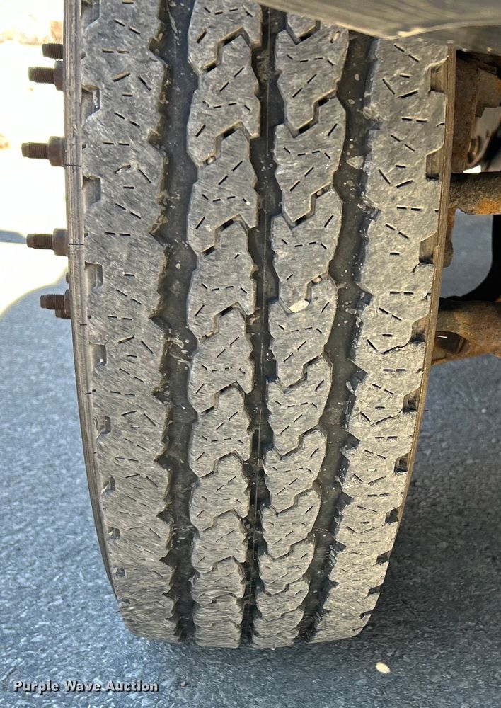 image for item EK4149 2014 Ford F550 Super Duty XL dump truck