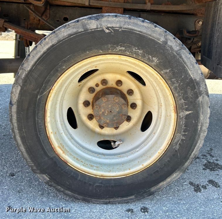 image for item EK4149 2014 Ford F550 Super Duty XL dump truck