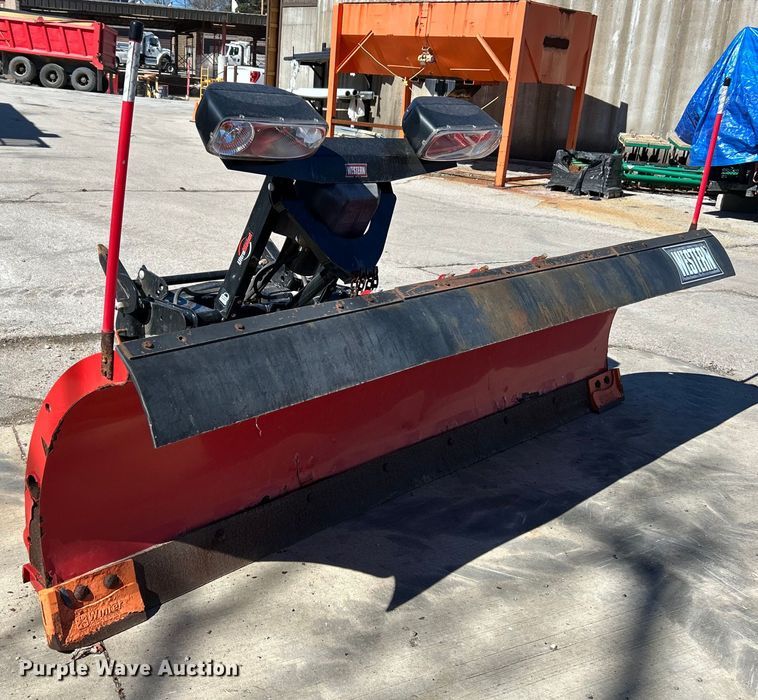 image for item EK4149 2014 Ford F550 Super Duty XL dump truck