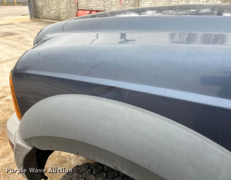 image for item EK4195 2005 Ford F450 Super Duty XL dump truck