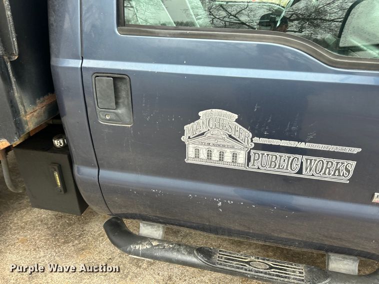 image for item EK4195 2005 Ford F450 Super Duty XL dump truck