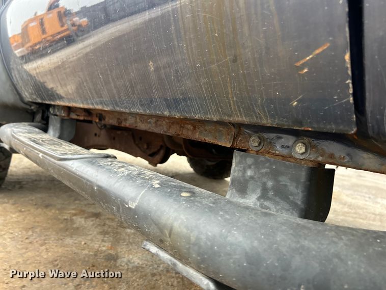 image for item EK4195 2005 Ford F450 Super Duty XL dump truck