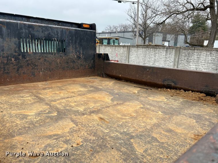 image for item EK4195 2005 Ford F450 Super Duty XL dump truck