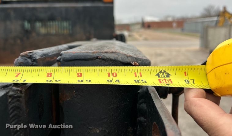 image for item EK4195 2005 Ford F450 Super Duty XL dump truck