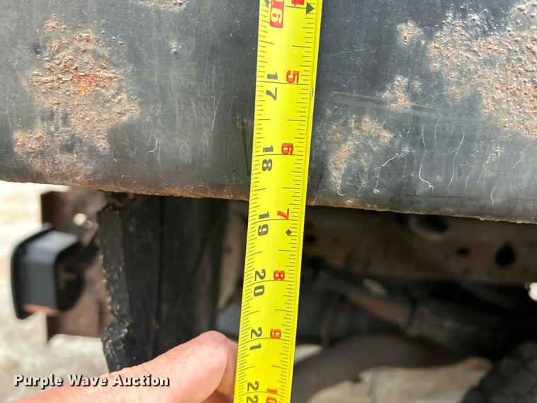 image for item EK4195 2005 Ford F450 Super Duty XL dump truck