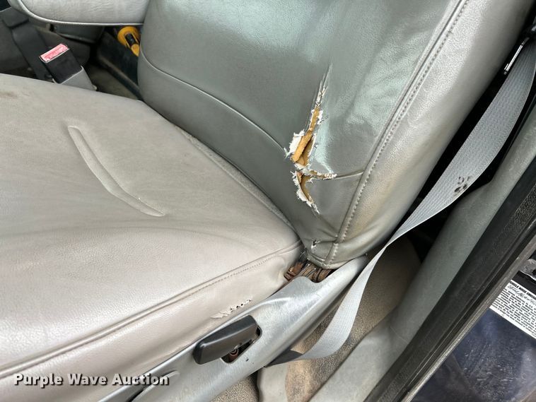 image for item EK4195 2005 Ford F450 Super Duty XL dump truck