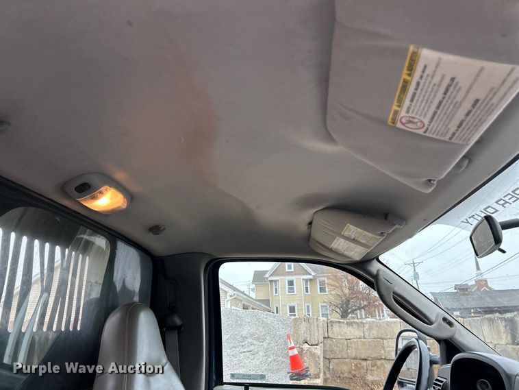 image for item EK4195 2005 Ford F450 Super Duty XL dump truck