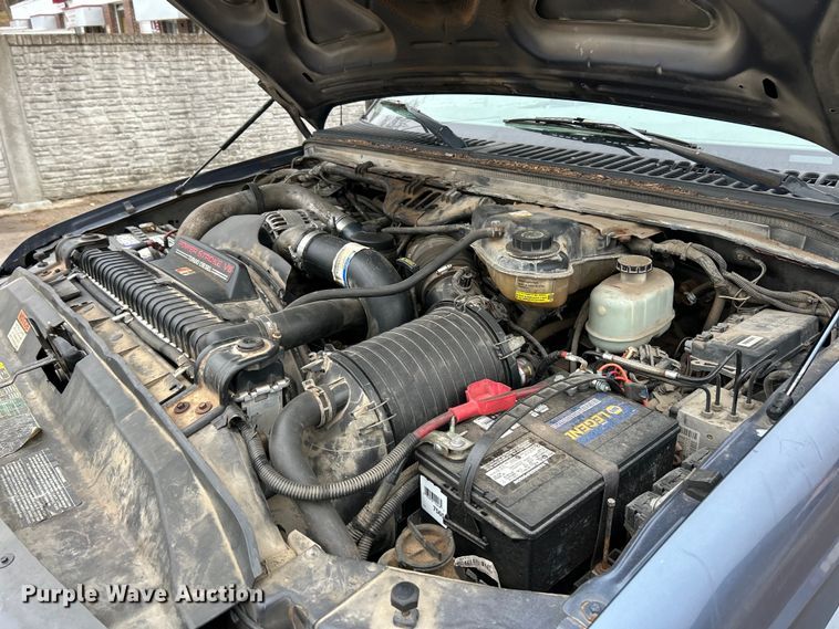 image for item EK4195 2005 Ford F450 Super Duty XL dump truck