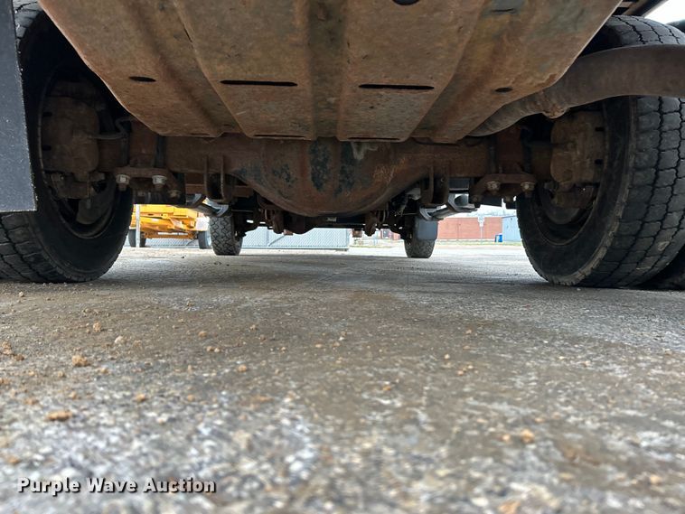 image for item EK4195 2005 Ford F450 Super Duty XL dump truck