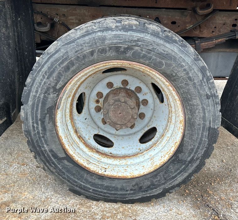 image for item EK4195 2005 Ford F450 Super Duty XL dump truck