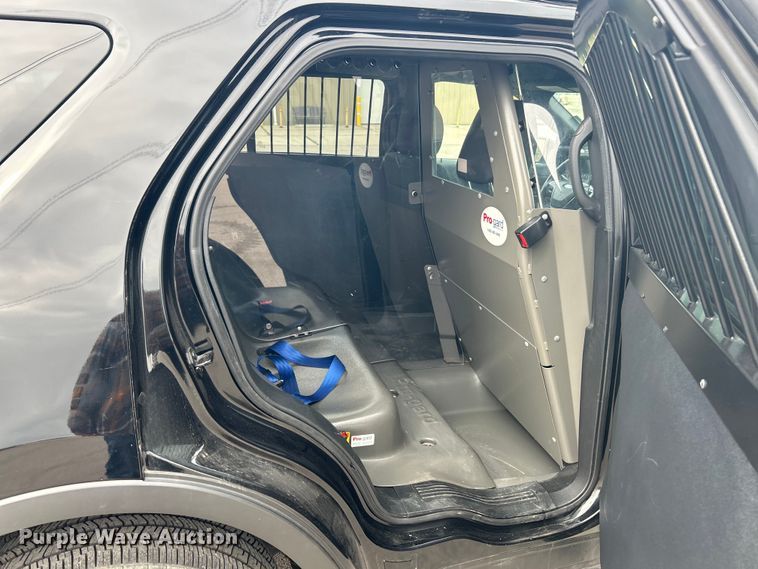 image for item EK4204 2017 Ford Explorer Police Interceptor SUV