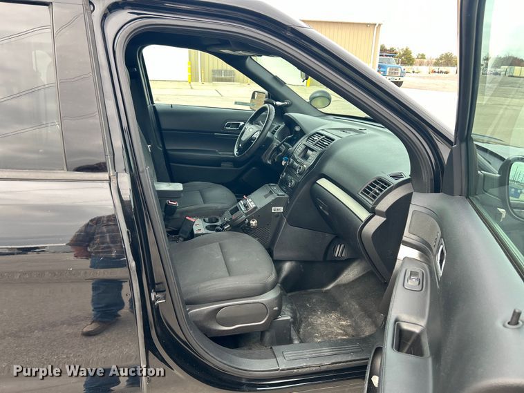 image for item EK4204 2017 Ford Explorer Police Interceptor SUV