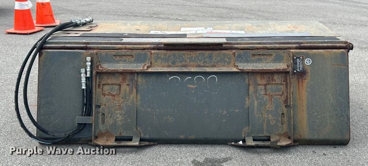 image for item EK4205 2014 Bobcat 72 Sweeper skid steer sweeper