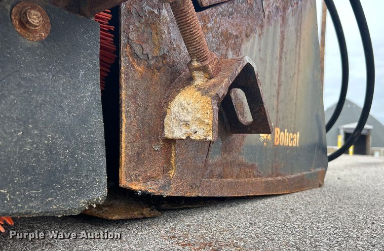 image for item EK4205 2014 Bobcat 72 Sweeper skid steer sweeper