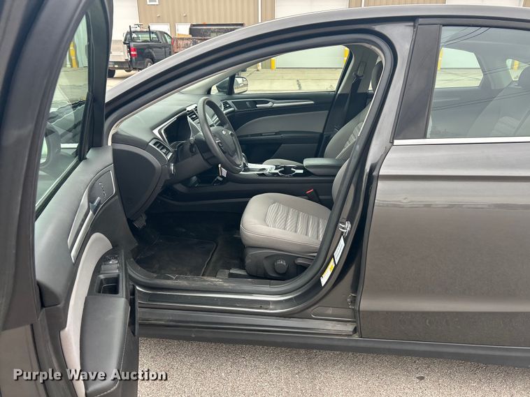 image for item EK4206 2016 Ford Fusion Hybrid 